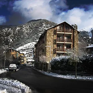 https://la-planada.andorra-la-vella-hotels.net