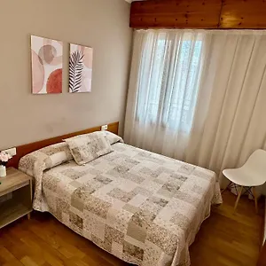 hostal-lestacio.catalonia-hotels.com/